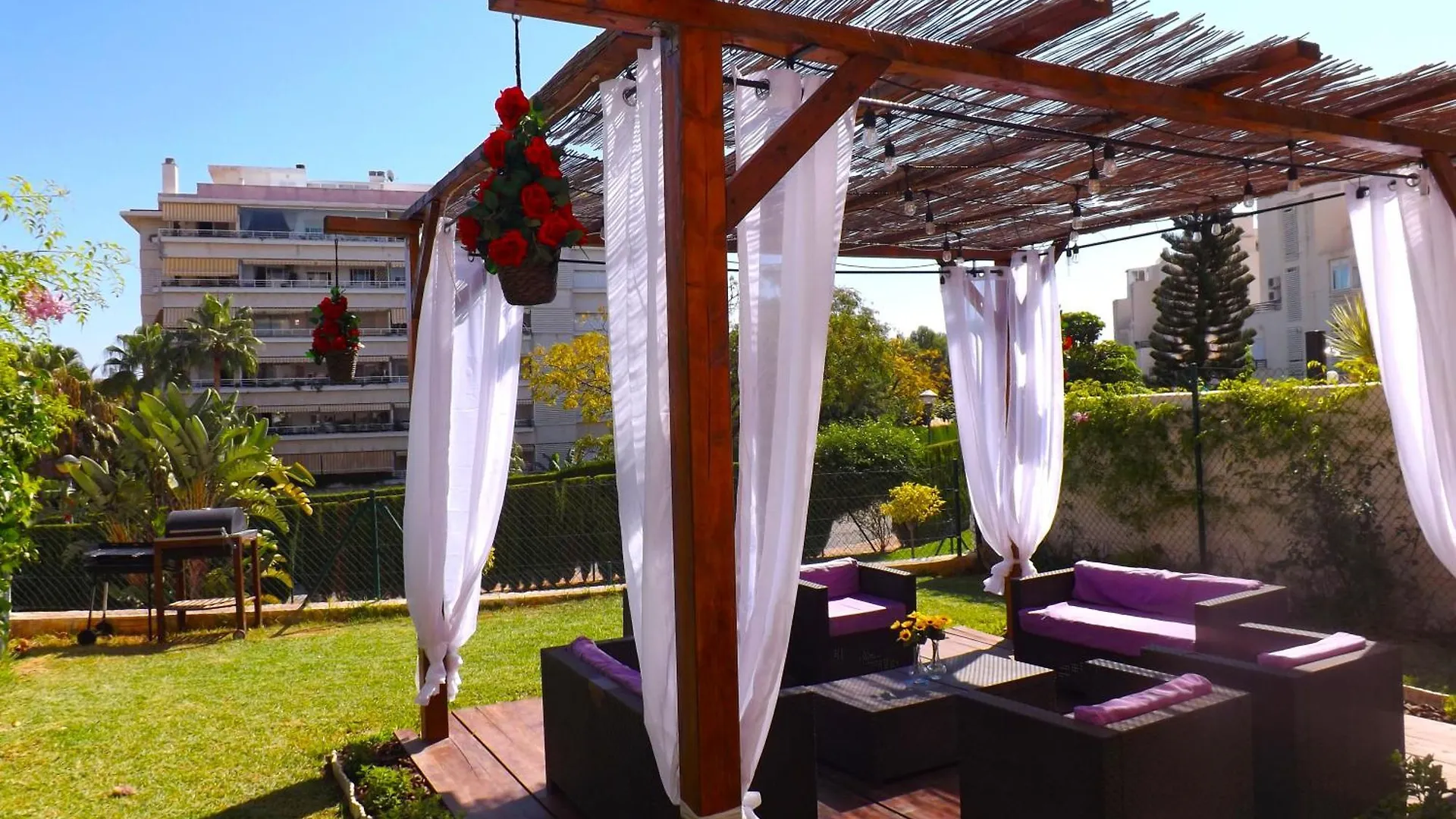 Casa Familiar Ideal Para 10 Con Jardin, Terraza, Bbq Y Playa بينالماذينا